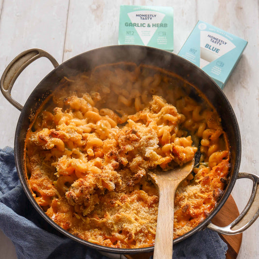 Spicy Vegan Mac and Cheese with Honestly Tasty Blue and Gochujang Sauce